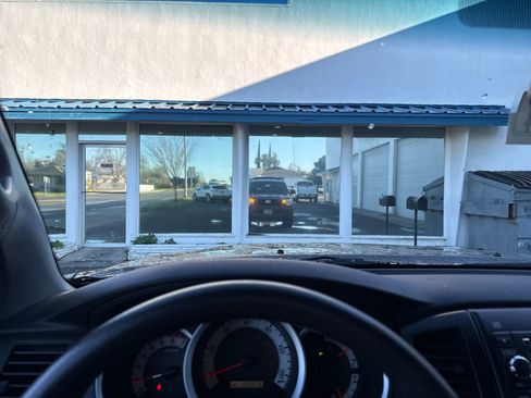 Used 2013 Toyota Tacoma 2WD Regular Cab image 13