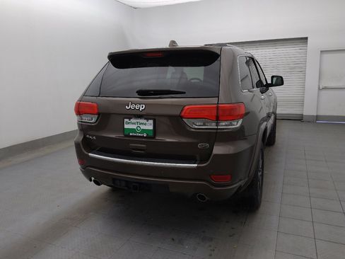 Used 2017 Jeep Grand Cherokee Overland image 7