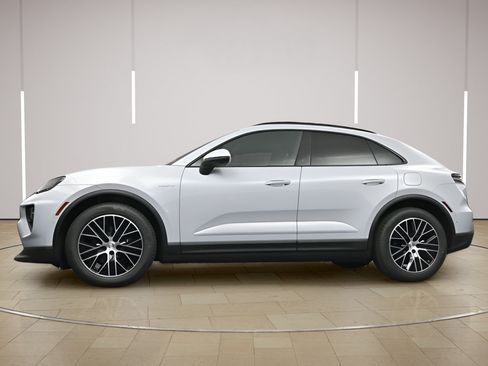 New 2026 Porsche Macan Electric RWD image 33