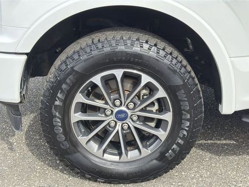 Used 2018 Ford F150 XLT w/ Equipment Group 302A Luxury image 12