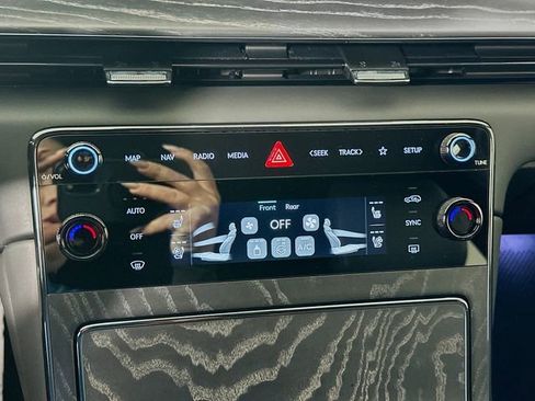 New 2026 Genesis GV80 3.5T e-SC image 14