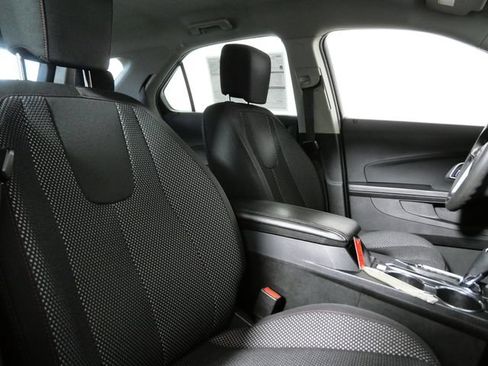 Used 2017 Chevrolet Equinox LS FWD image 11