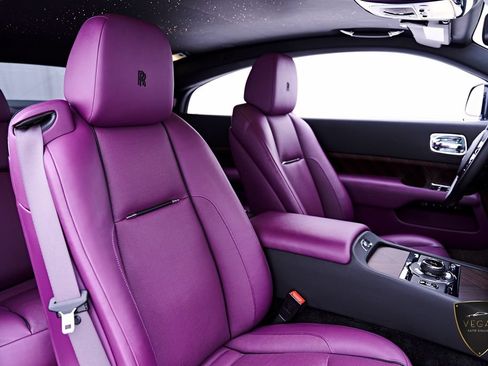 Used 2017 Rolls-Royce Wraith RWD image 50