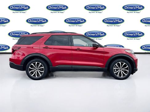Used 2020 Ford Explorer ST w/ Premium Technology Package image 9