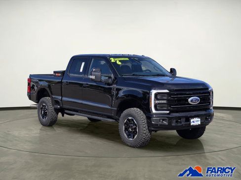 Used 2026 Ford F250 Platinum w/ Tremor Off-Road Package AWD/4WD image 4