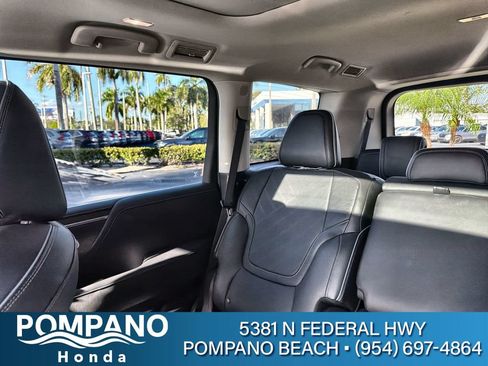 Used 2025 INFINITI QX80 Luxe RWD image 13