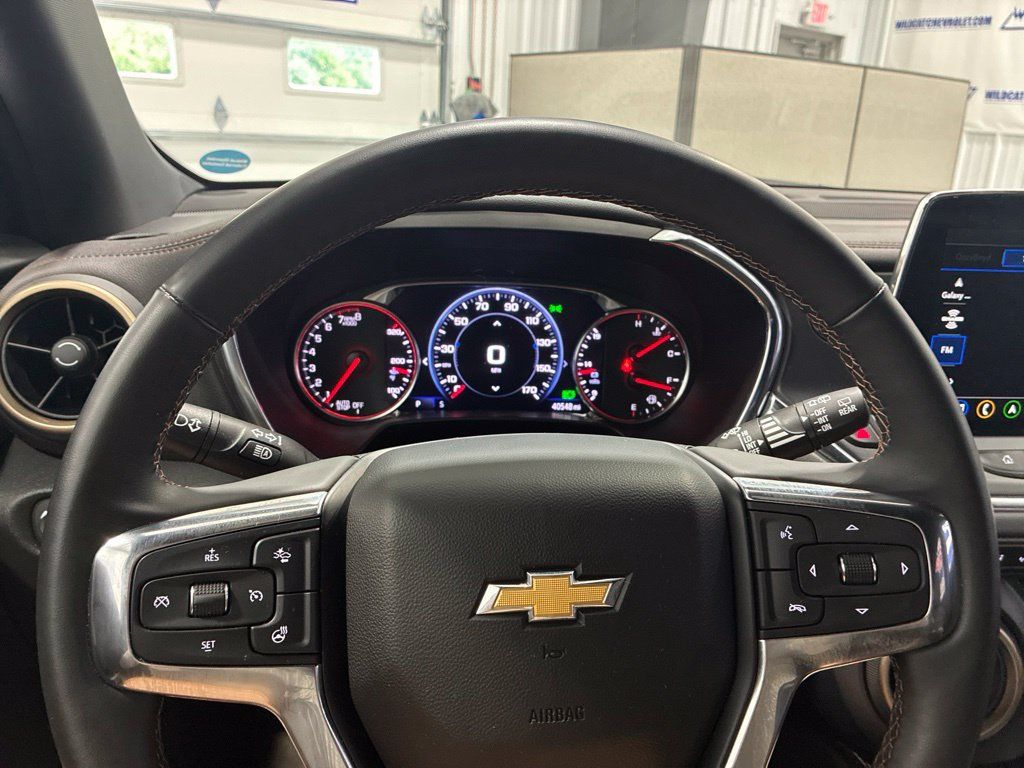 Used 2023 Chevrolet Blazer Premier FWD image 21