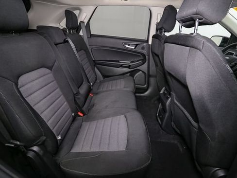 Used 2023 Ford Edge SE w/ Black Appearance Package AWD/4WD image 17