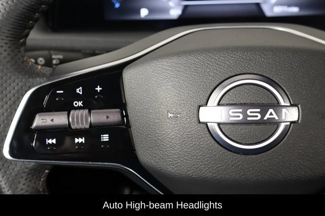Used 2024 Nissan Ariya AWD image 8