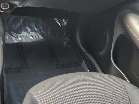 Used 2013 Nissan Juke S image 12