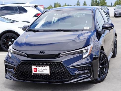 Certified 2026 Toyota Corolla SE w/ SE Package FWD image 5