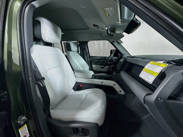 New 2026 Land Rover Defender 110 X-Dynamic SE AWD/4WD image 30
