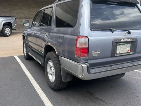 Used 1998 Toyota 4Runner SR5 w/ Preferred Equipment Group 1 AWD/4WD image 8