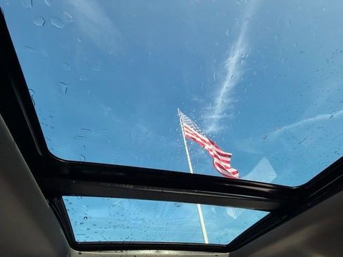 Used 2015 Ford F150 Lariat w/ Equipment Group 502A Luxury image 19