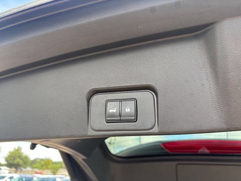 Used 2026 Nissan Rogue SV FWD image 23