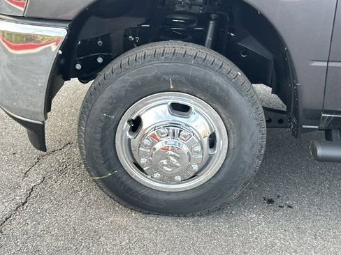 New 2026 RAM 3500 Tradesman image 13