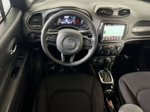 Used 2022 Jeep Renegade Altitude w/ Convenience Group image 21