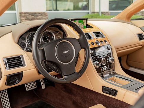 Used 2013 Aston Martin V8 Vantage S RWD image 4
