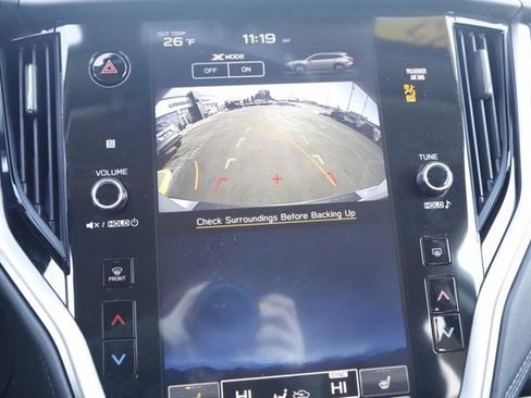 Used 2025 Subaru Outback Premium w/ Popular Package #1A image 25