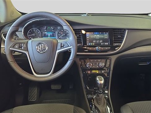 Used 2022 Buick Encore Preferred w/ Safety Package image 9