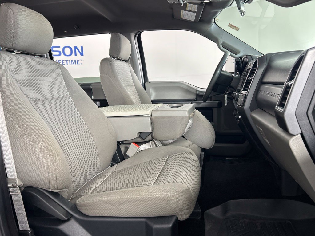 Used 2019 Ford F250 XLT w/ XLT Premium Package AWD/4WD image 20