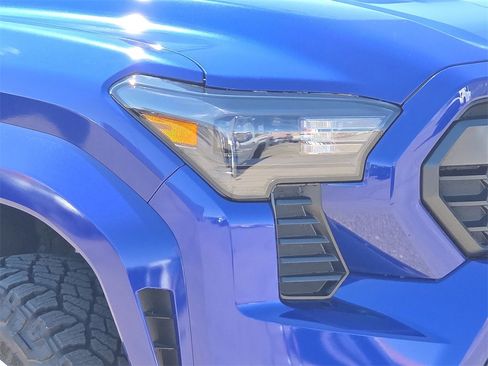 New 2025 Toyota Tacoma TRD Sport image 9