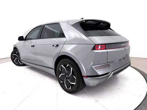 Used 2024 Hyundai Ioniq 5 Limited RWD image 2