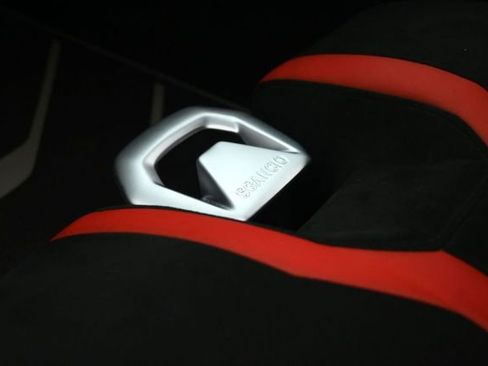 Used 2022 Lamborghini Huracan STO RWD image 50