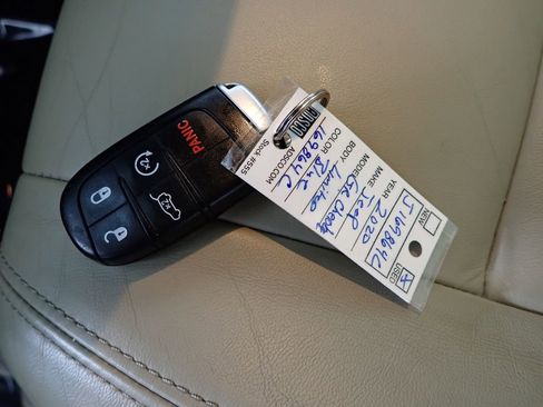 Used 2020 Jeep Grand Cherokee Limited AWD/4WD image 46