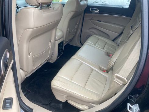 Used 2014 Jeep Grand Cherokee Limited image 15