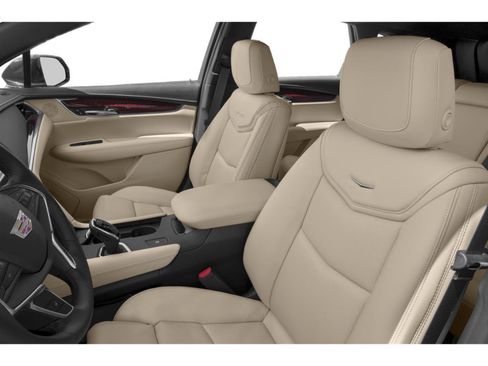 Used 2019 Cadillac XT5 Platinum AWD/4WD image 4