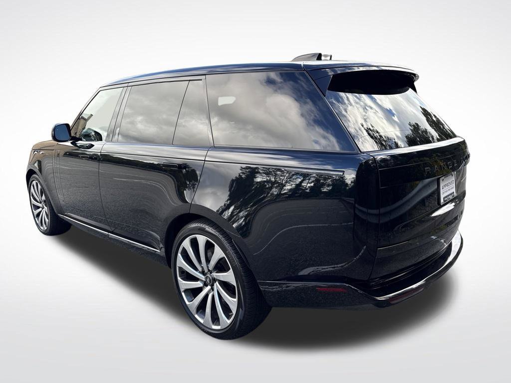 Used 2024 Land Rover Range Rover Long Wheelbase Autobiography AWD/4WD image 7