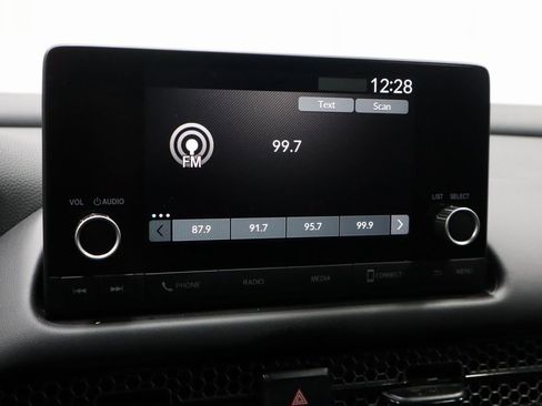 Used 2025 Honda HR-V Sport image 3