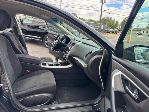 Used 2013 Nissan Altima 2.5 SV FWD image 12