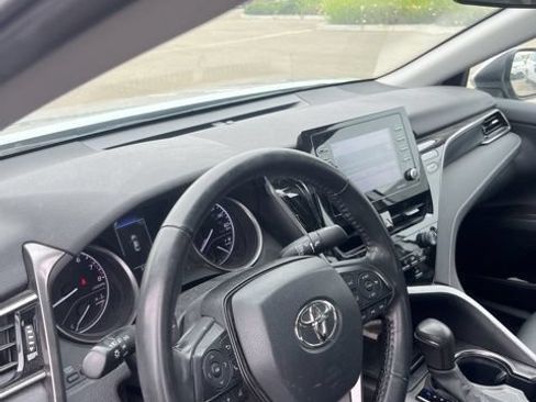 Used 2023 Toyota Camry SE FWD image 13
