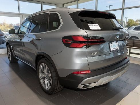 New 2026 BMW X5 xDrive40i w/ Premium Package image 4