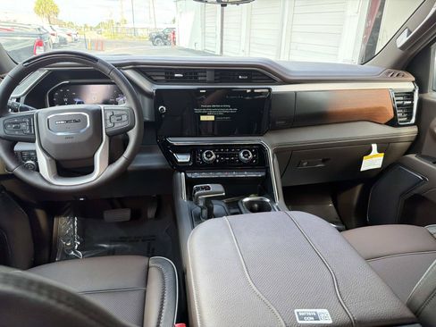 New 2026 GMC Sierra 1500 Denali w/ Technology Package AWD/4WD image 15