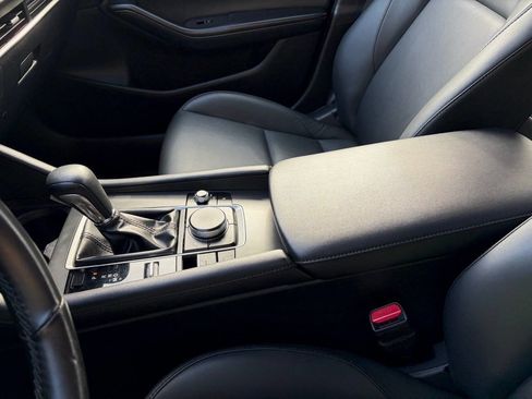 Used 2023 MAZDA MAZDA3 s image 28