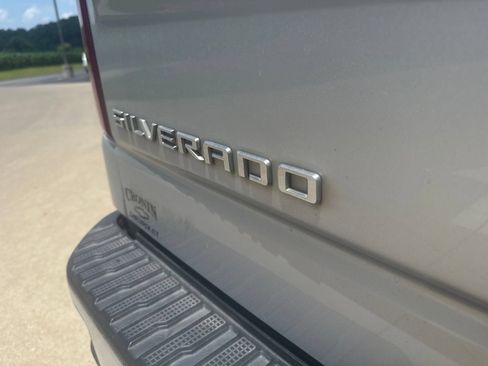 Used 2020 Chevrolet Silverado 1500 LTZ AWD/4WD image 14