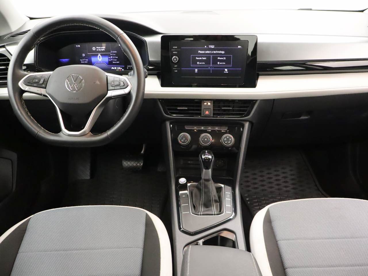 Used 2025 Volkswagen Taos S FWD image 12