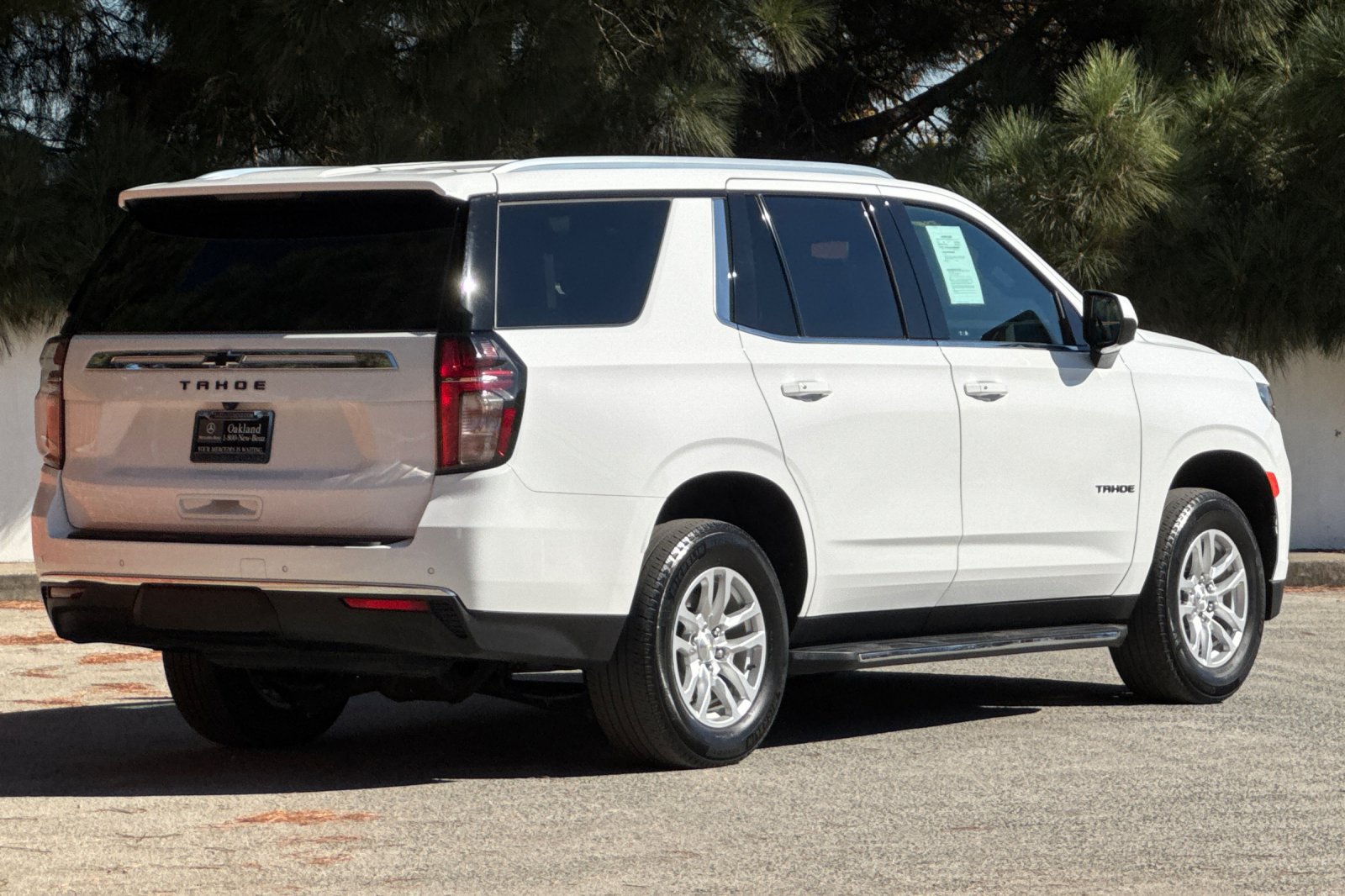 Used 2023 Chevrolet Tahoe LS w/ Driver Alert Package AWD/4WD image 4