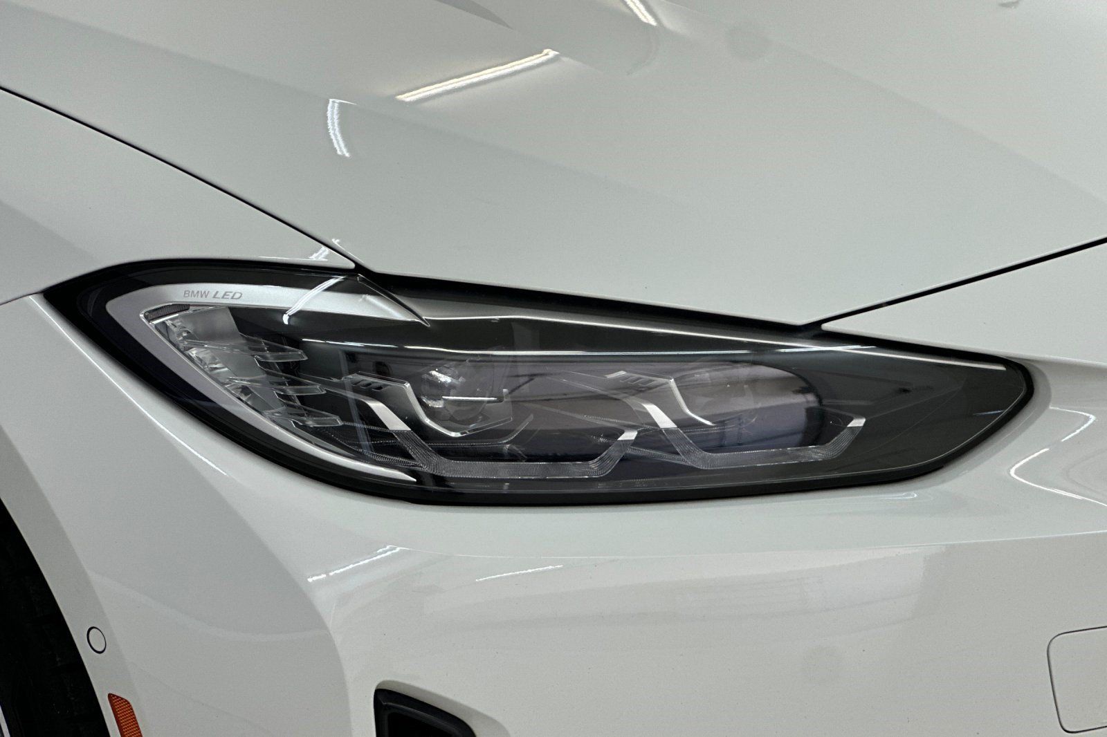 Certified 2023 BMW i4 eDrive40 RWD image 11