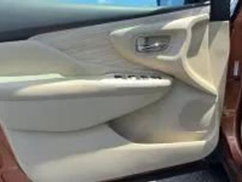 Used 2015 Nissan Murano SV image 20