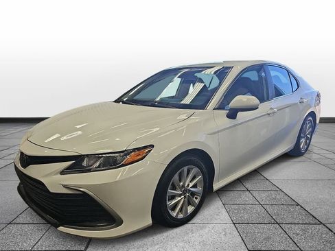 Used 2023 Toyota Camry LE FWD image 1