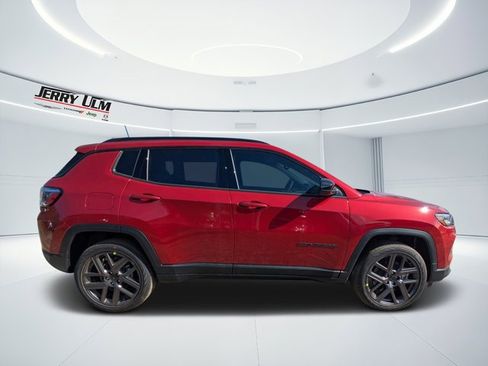 New 2026 Jeep Compass Latitude image 35