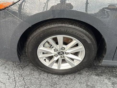 Used 2025 Toyota Camry LE image 35