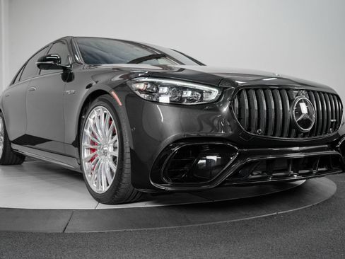 Used 2025 Mercedes-Benz S 63 AMG S image 15