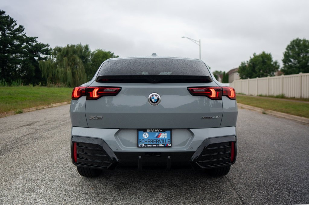 Certified 2024 BMW X2 xDrive28i w/ M Sport Package AWD/4WD image 12