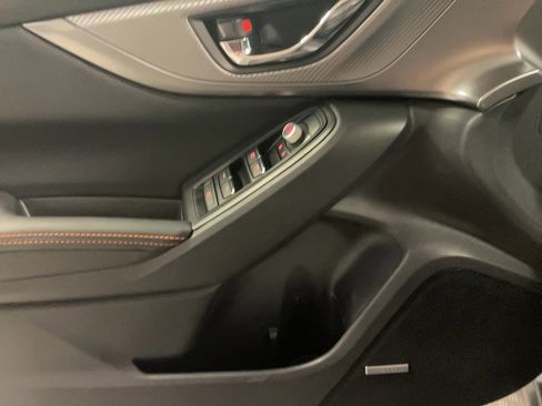 Used 2023 Subaru Crosstrek 2.5i Limited image 8