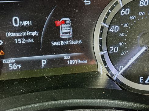 Certified 2023 Toyota Highlander L image 12